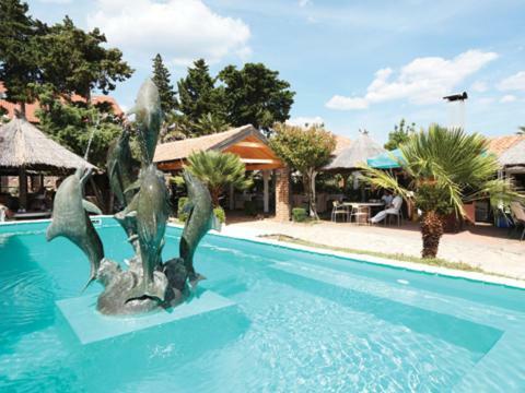 The Movie Resort Aparthotel Tribalj Dış mekan fotoğraf